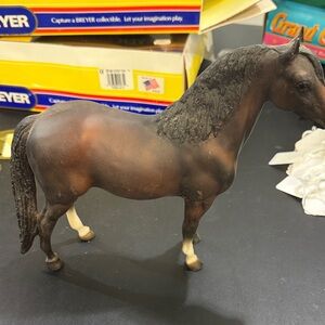 Breyer Morgan NO 430045 chestnut Morgan